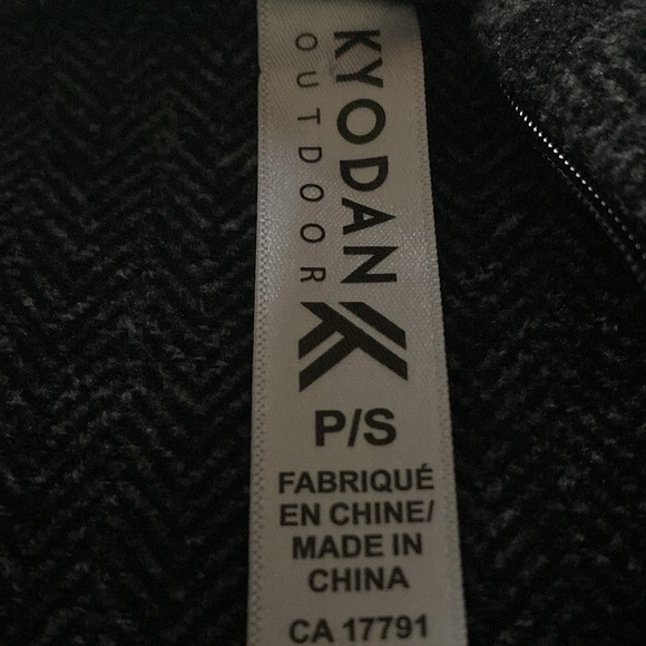 Koydan Outdoor athletic pullover women’s small dark gray 1/4 zip running hiking - Picture 7 of 12